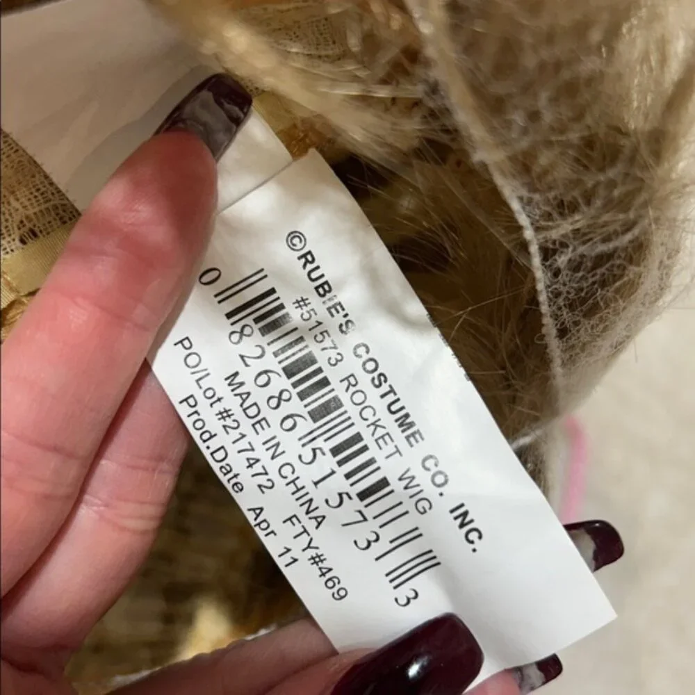 🛍️ Secret Wishes Sucker Punch Salon Quality Wig